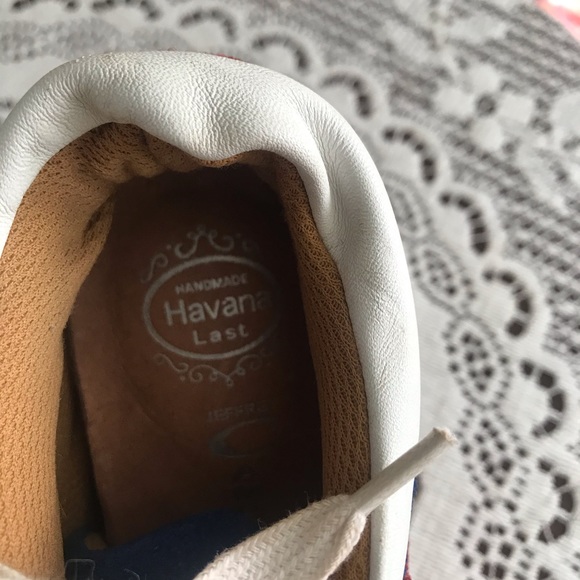 Platform shoes - Picture 4 of 4